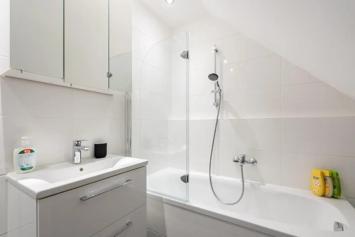 Modern Rooftop Apartment For Long Term Stays Vienna Austria