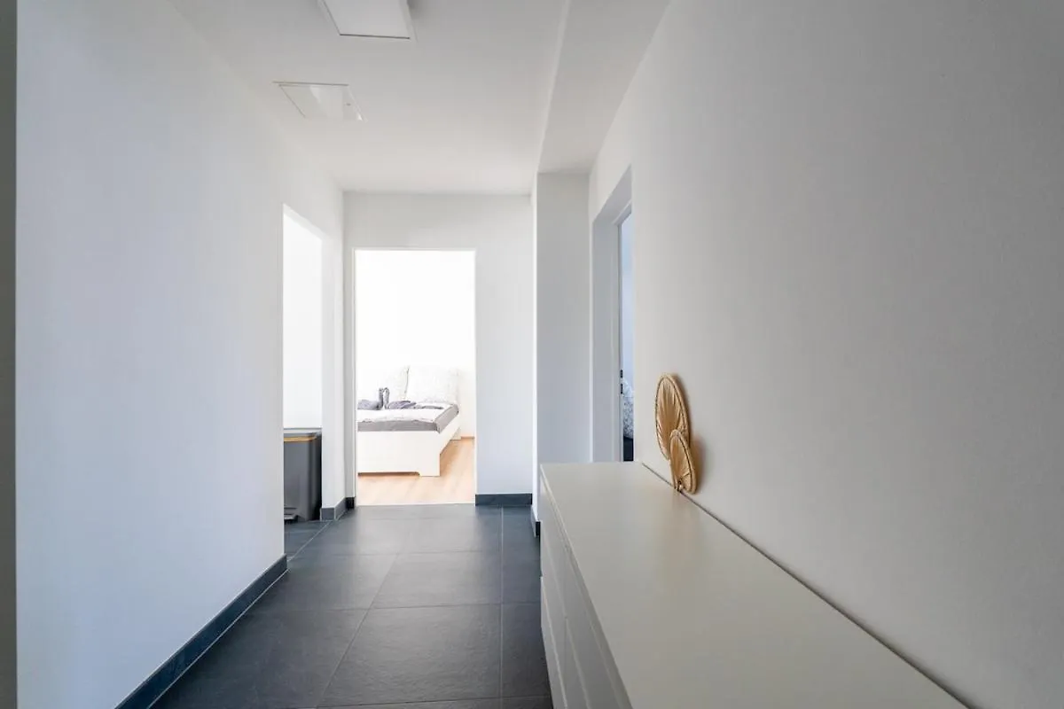 Modern Rooftop Apartment For Long Term Stays Vienna Austria